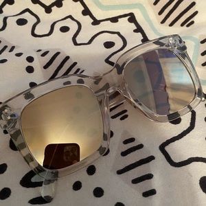 AERIE SUNGLASSES 🌞